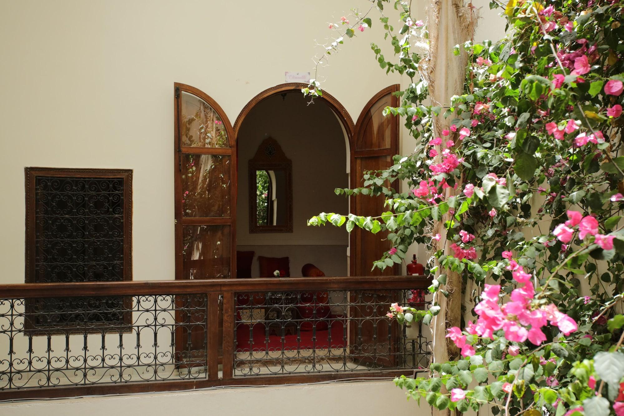 Riad White Flowers مراكش المظهر الخارجي الصورة