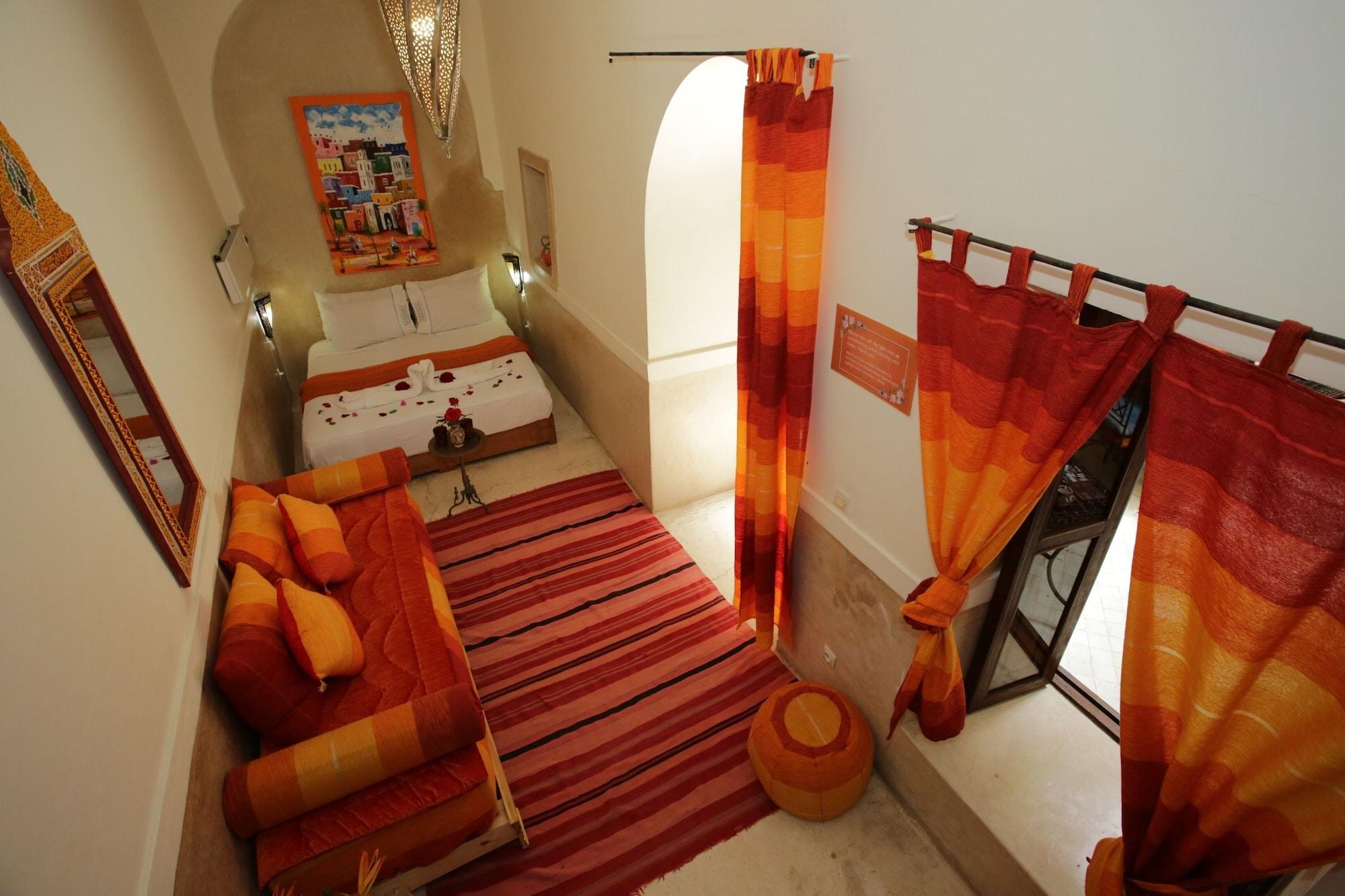 Riad White Flowers مراكش المظهر الخارجي الصورة