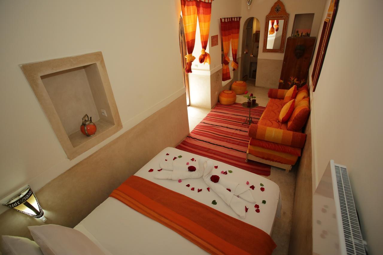 Riad White Flowers مراكش المظهر الخارجي الصورة