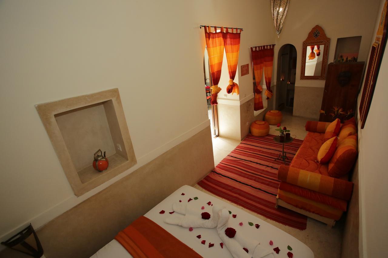 Riad White Flowers مراكش المظهر الخارجي الصورة