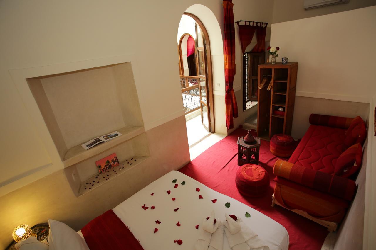 Riad White Flowers مراكش المظهر الخارجي الصورة